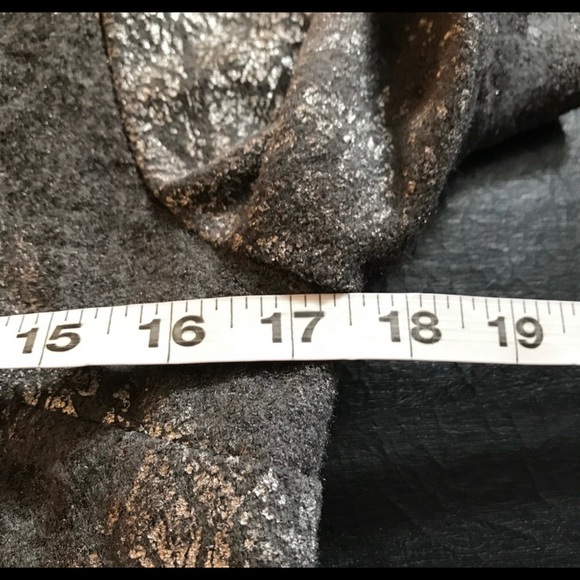 Joseph Ribkoff Grey/silver zipper Jacket with Faux Fur around hood size 4 - Picture 6 of 8